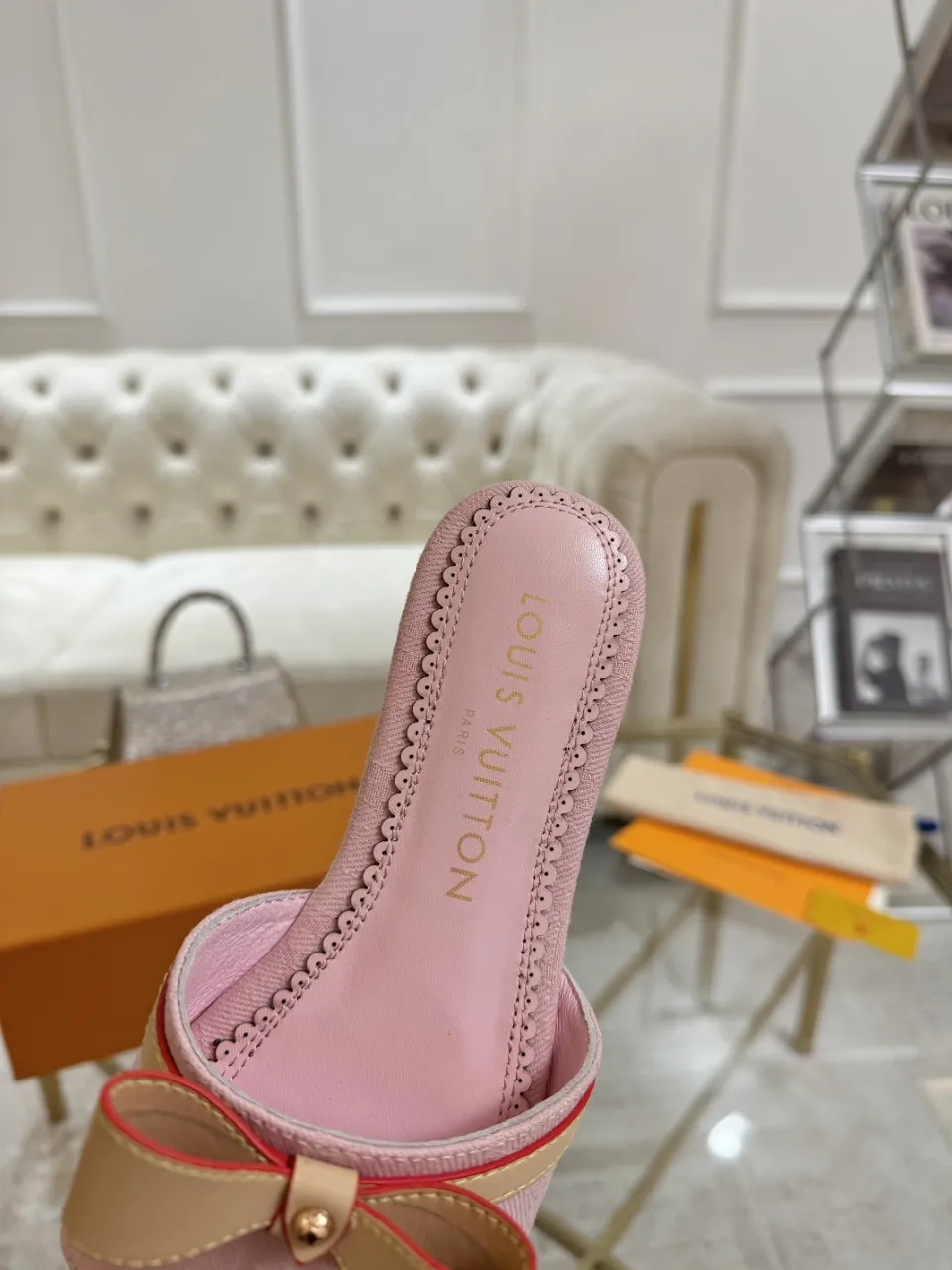 👟👟Ex-factory price 340👟👟 Genuine leather sole +40 Lv denim jacquard slippers, ex-factory price 70-43 Leather sole +40